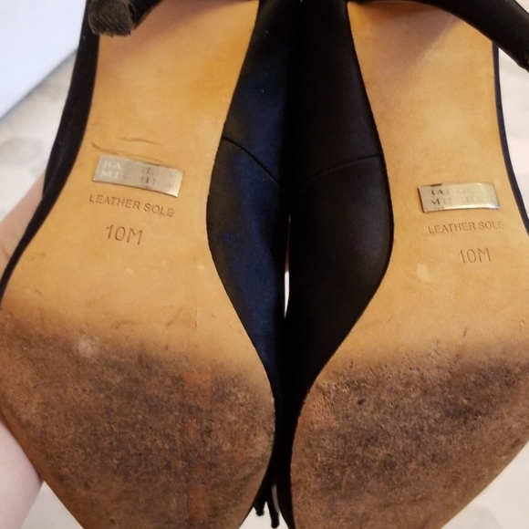 Badgley Mischka black stilettos w/ bow - Picture 3 of 7